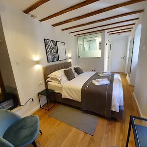 Bed & Breakfast The At, Spalato